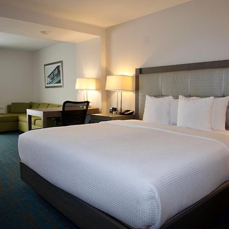 La Quinta By Wyndham St. Paul-Woodbury Hotel Екстериор снимка