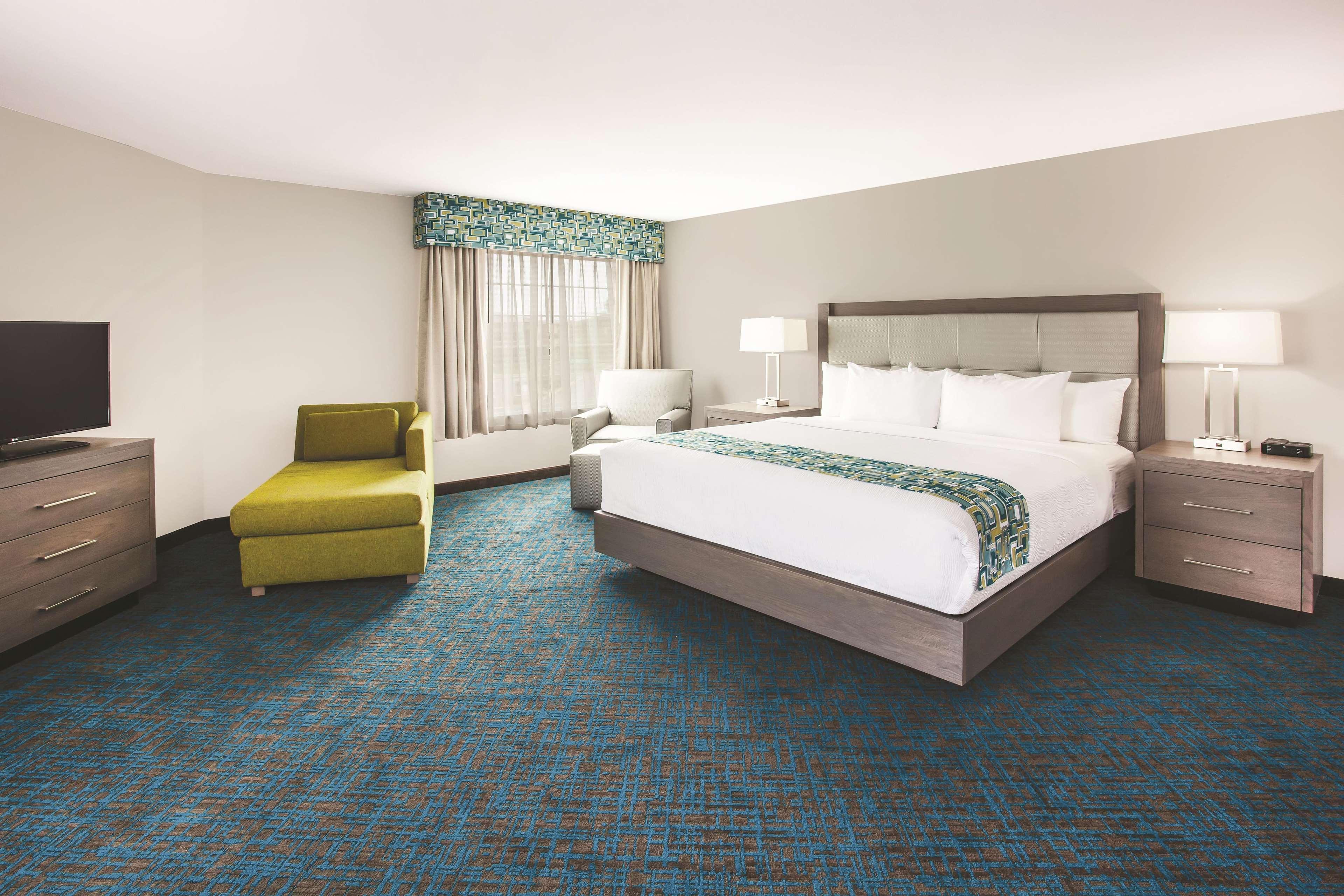 La Quinta By Wyndham St. Paul-Woodbury Hotel Екстериор снимка
