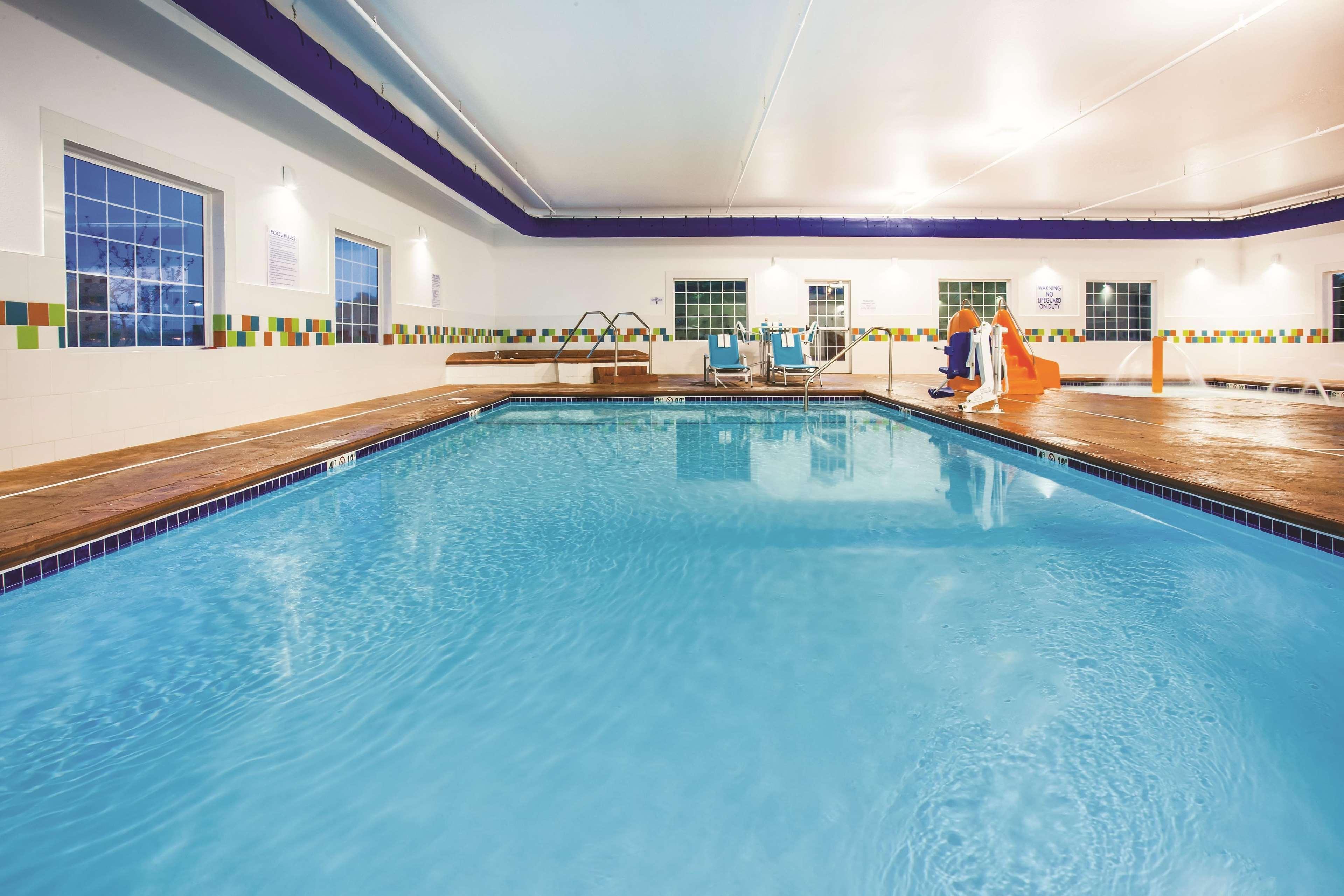 La Quinta By Wyndham St. Paul-Woodbury Hotel Екстериор снимка