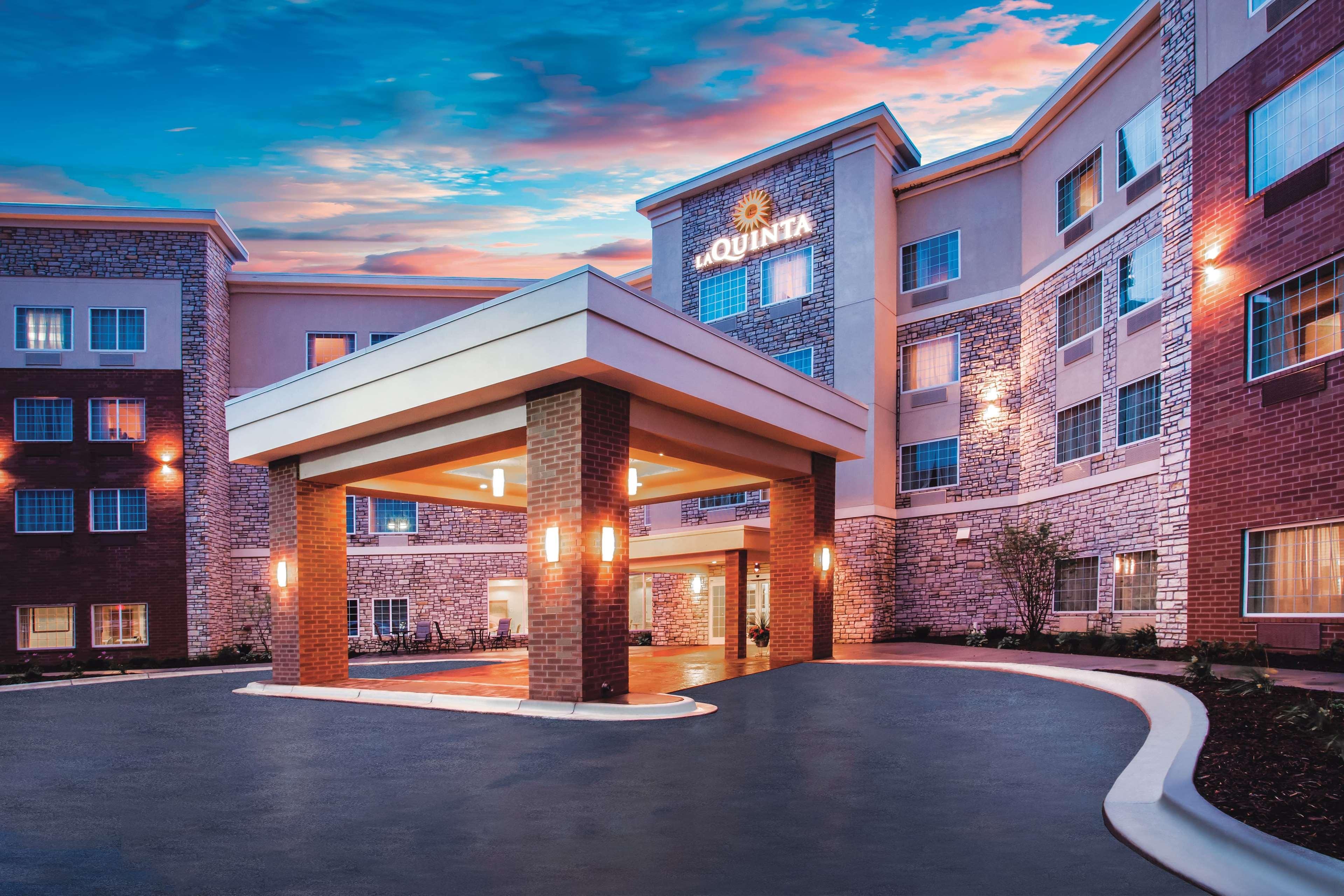 La Quinta By Wyndham St. Paul-Woodbury Hotel Екстериор снимка