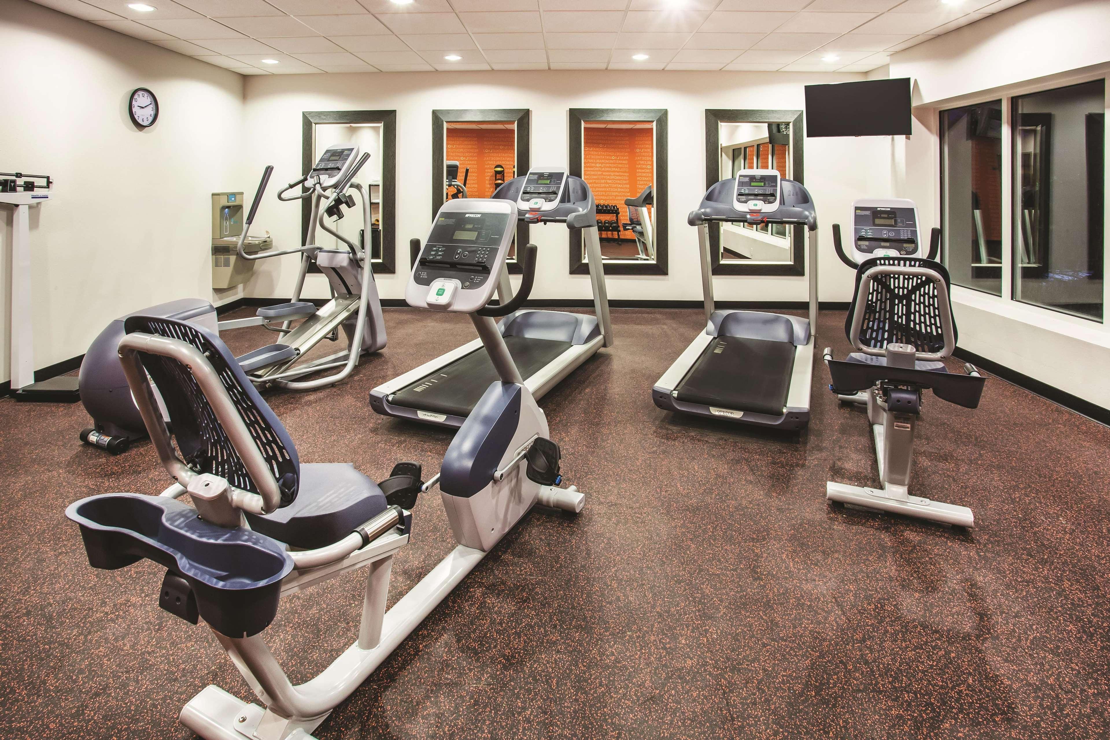 La Quinta By Wyndham St. Paul-Woodbury Hotel Екстериор снимка