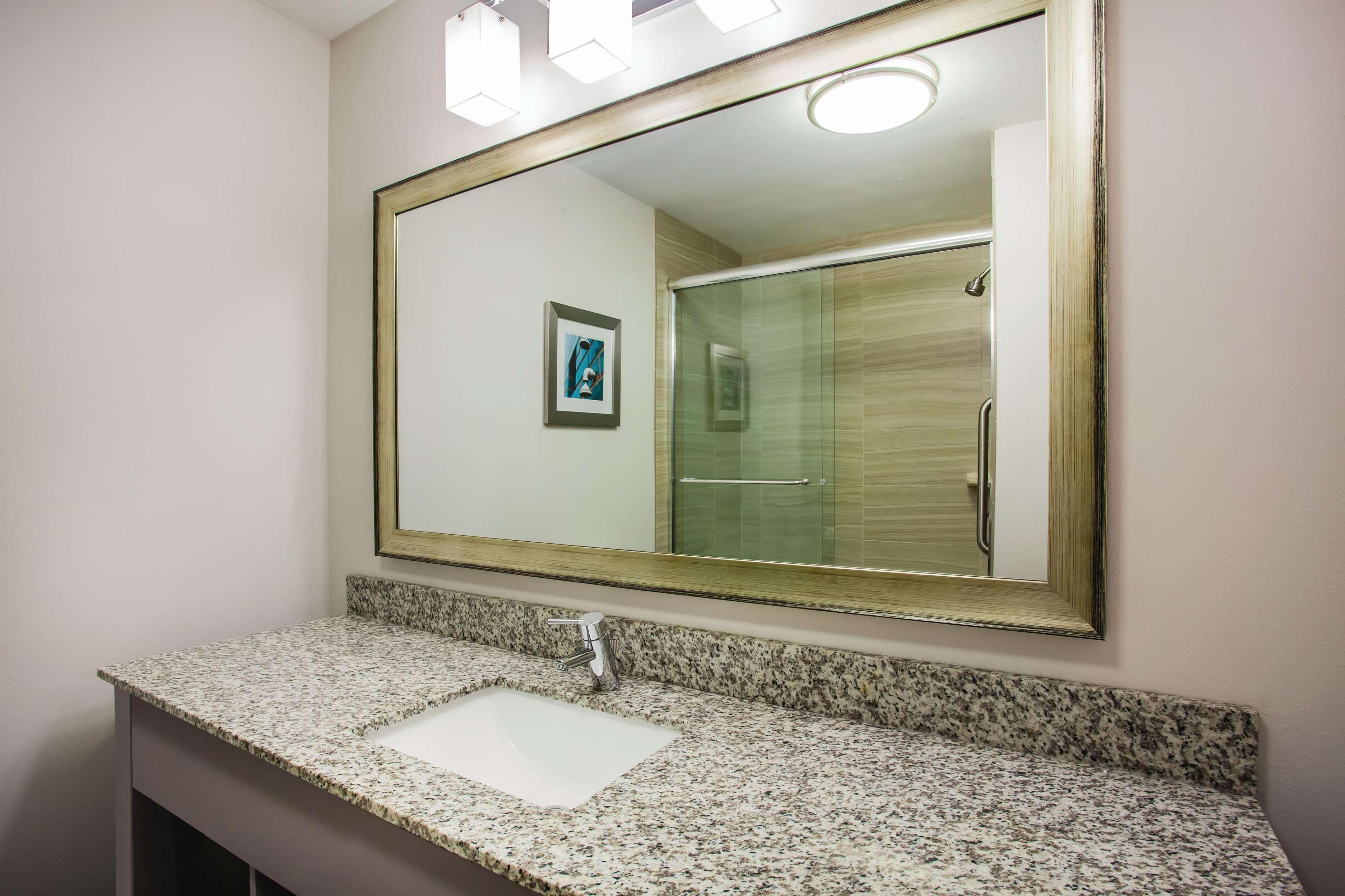 La Quinta By Wyndham St. Paul-Woodbury Hotel Екстериор снимка