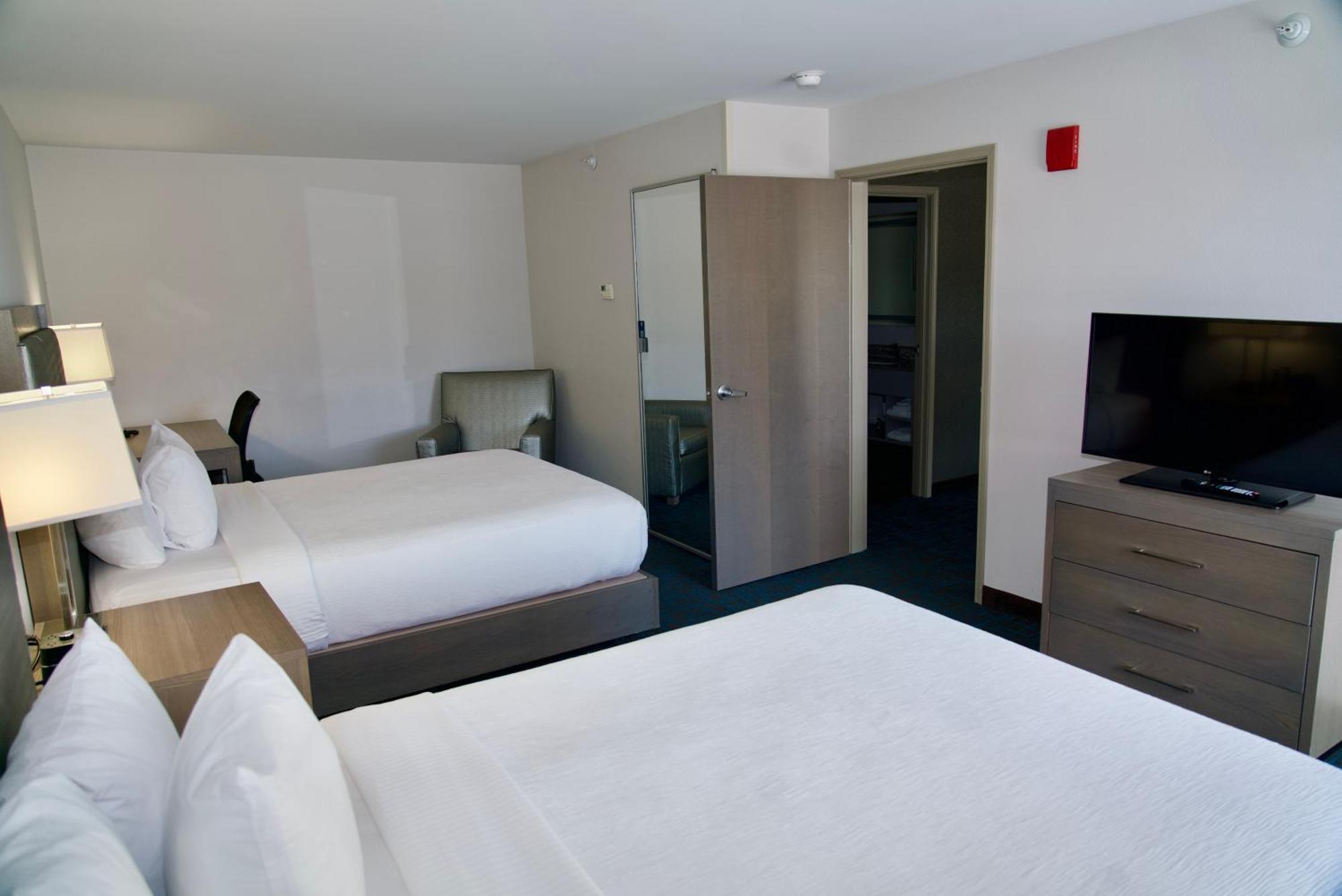 La Quinta By Wyndham St. Paul-Woodbury Hotel Екстериор снимка