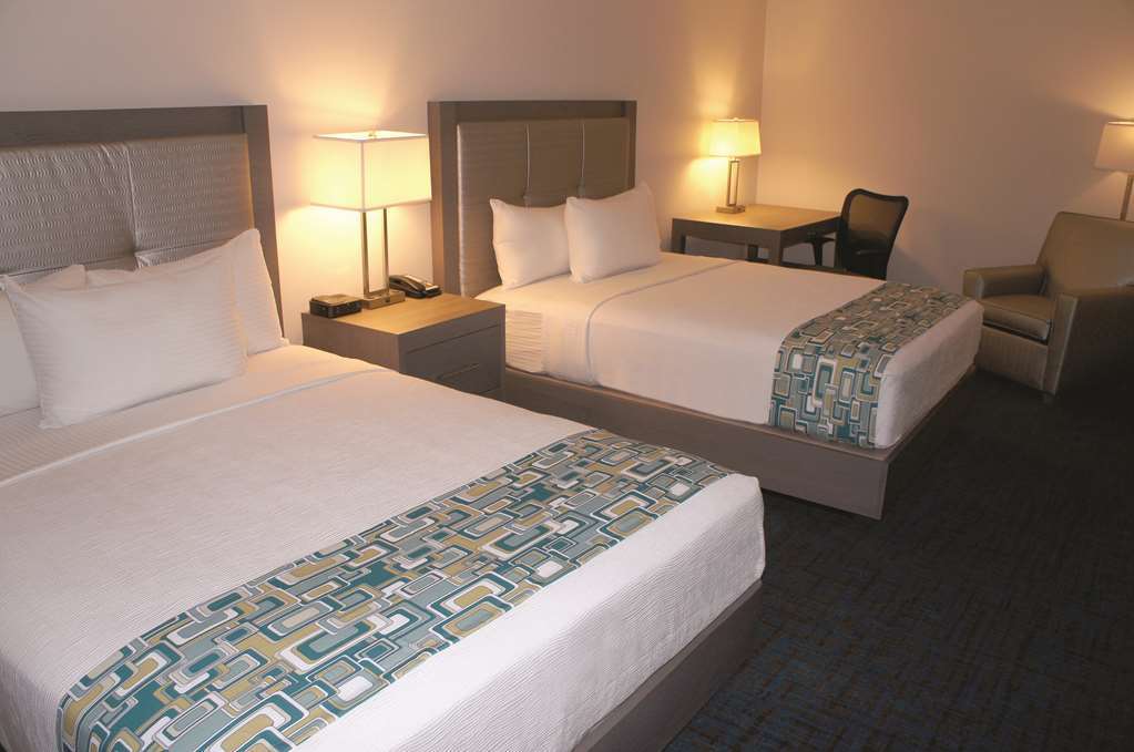 La Quinta By Wyndham St. Paul-Woodbury Hotel Стая снимка