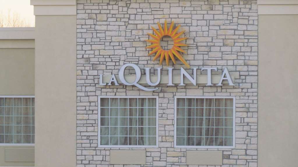 La Quinta By Wyndham St. Paul-Woodbury Hotel Екстериор снимка
