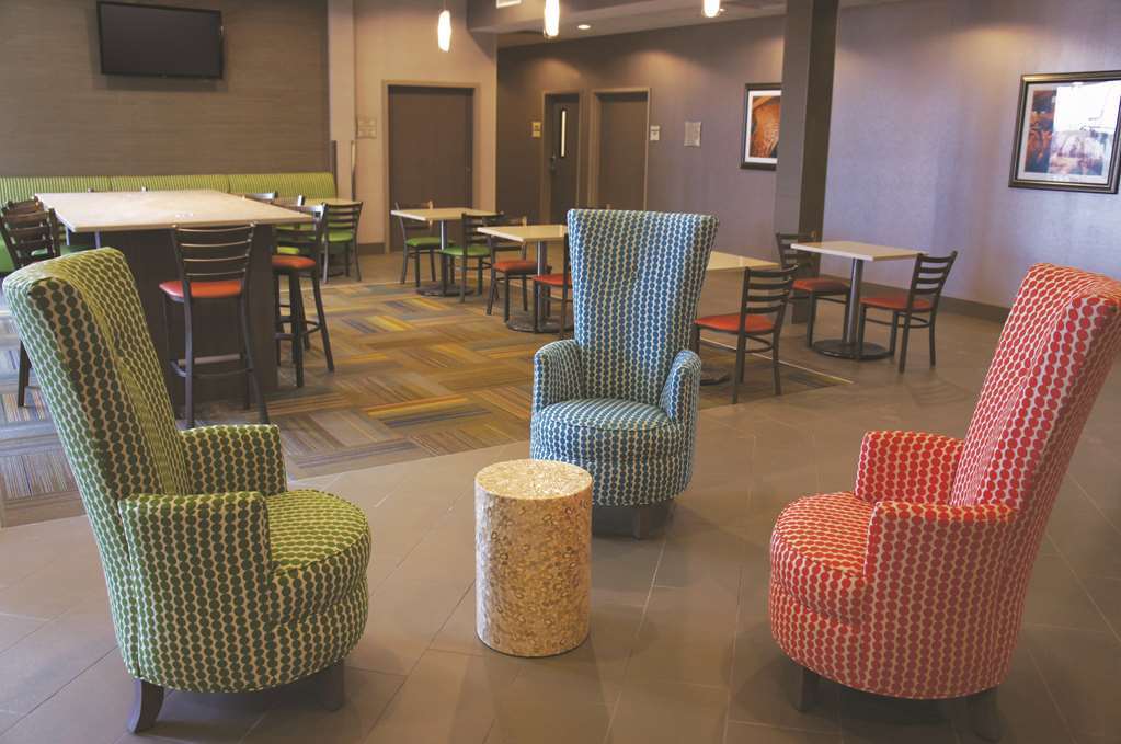 La Quinta By Wyndham St. Paul-Woodbury Hotel Интериор снимка