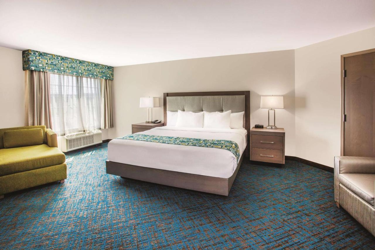 La Quinta By Wyndham St. Paul-Woodbury Hotel Екстериор снимка